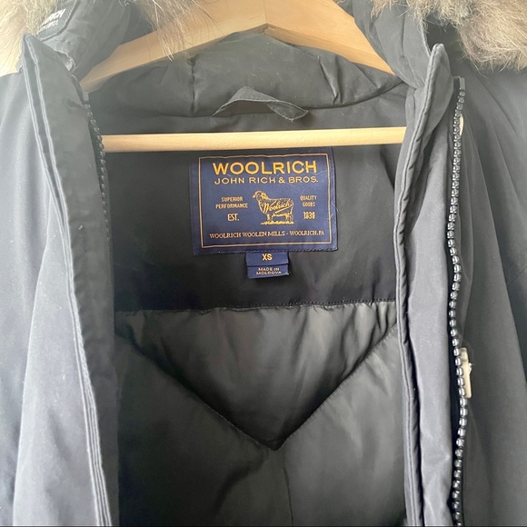 WOOLRICH Luxury Arctic Parka down coat in black with detachable raccoon fur - Picture 12 of 13